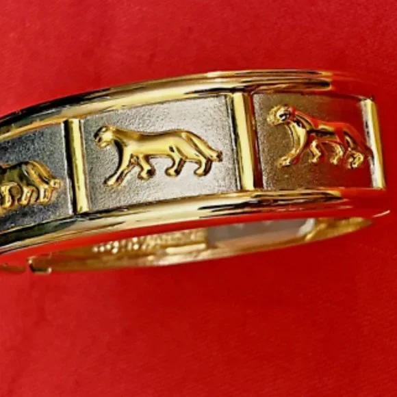 GRUEN QUARTZ HINGED BANGLE BRACELT WATCH – NEW - Picture 3 of 5